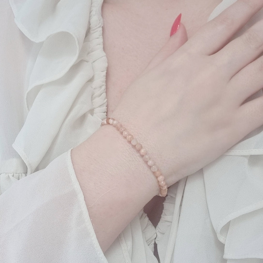 Sunstone Crystal Bracelet - Energising, Confidence, Friendship
